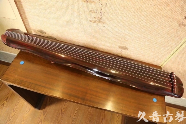 伊春市●久音古琴  ●今日推荐  20230516【收藏级断纹蕉叶】